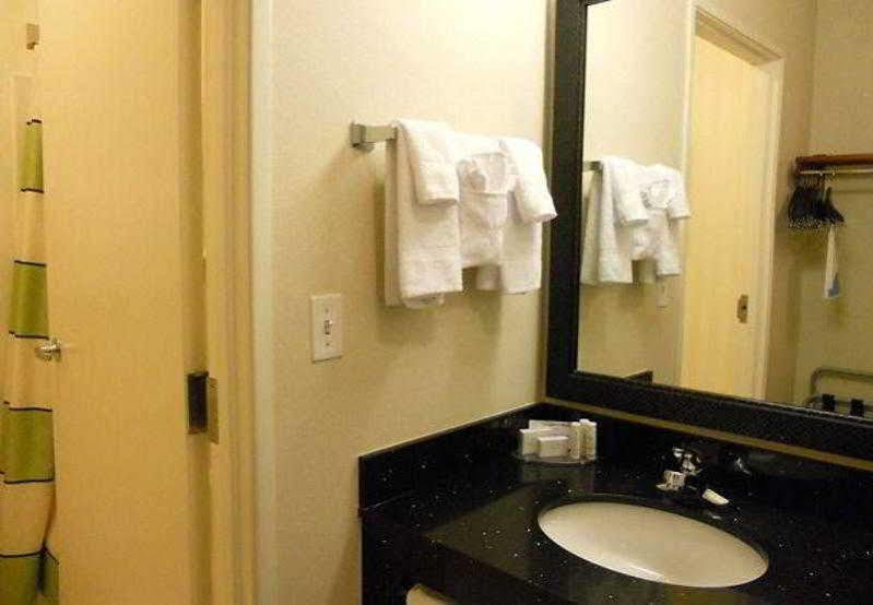 Fairfield Inn By Marriott Loveland Fort Collins Экстерьер фото